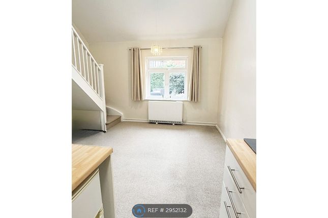 Aquitaine Close, Duston, Northampton photo 5