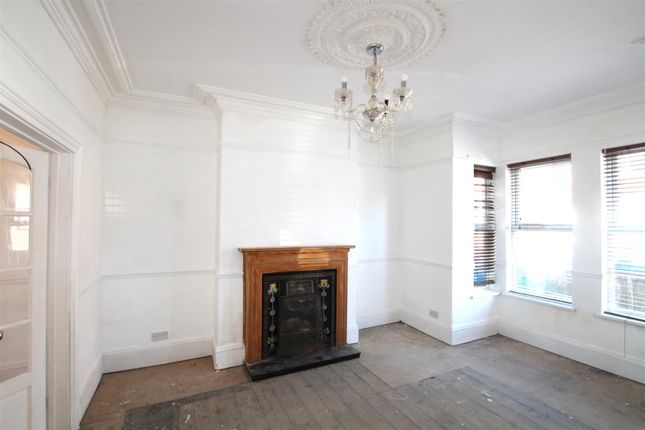 25, Arthur Street, Withernsea photo 2
