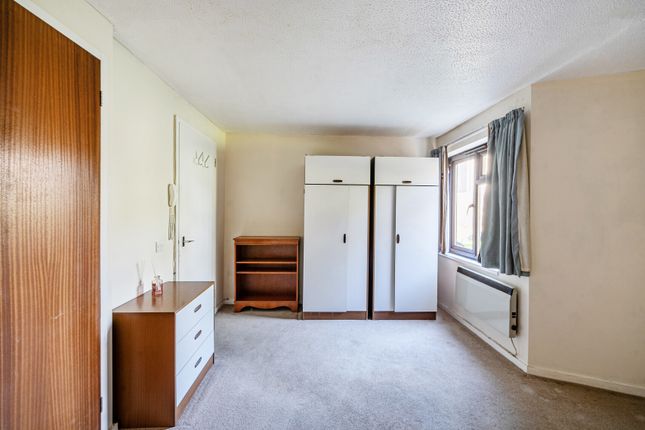 Flat 19, Guardian Court, 25, New Cross Road, Oxford photo 4