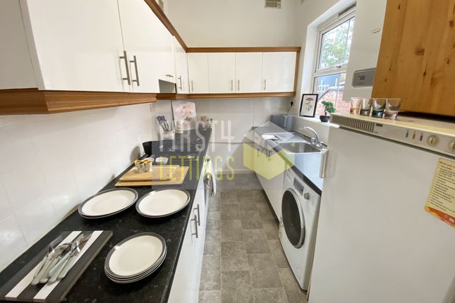 Clarendon Park Road, Leicester photo 3