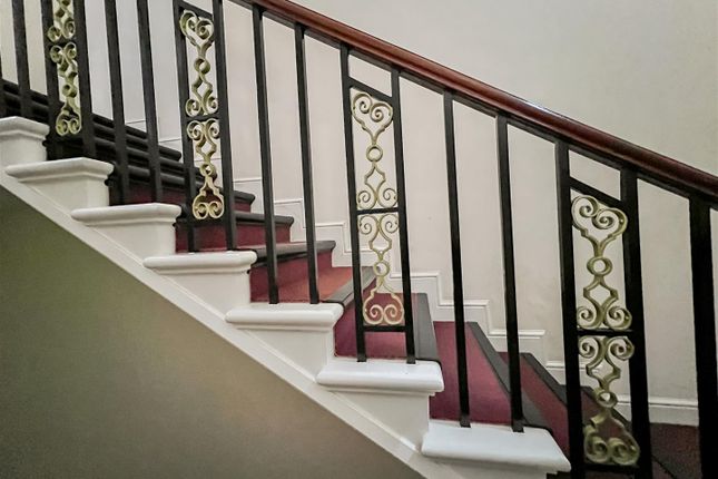 8 St Edwards Hall, East Drive, Staffordshire photo 3