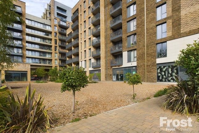 2, Kempton House, 122 High Street photo 2