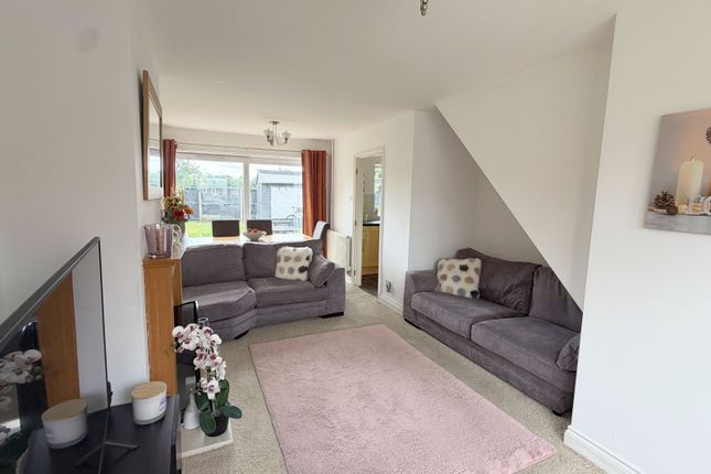 31 Oak Drive, Tewkesbury photo 4