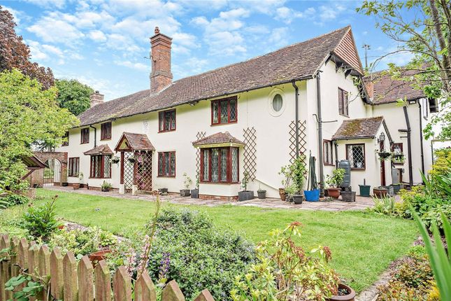 Thumbnail Detached house for sale in Ashampstead Common, Reading, Berkshire