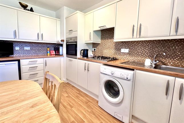 133, Harrow Manorway, Abbey Wood photo 4