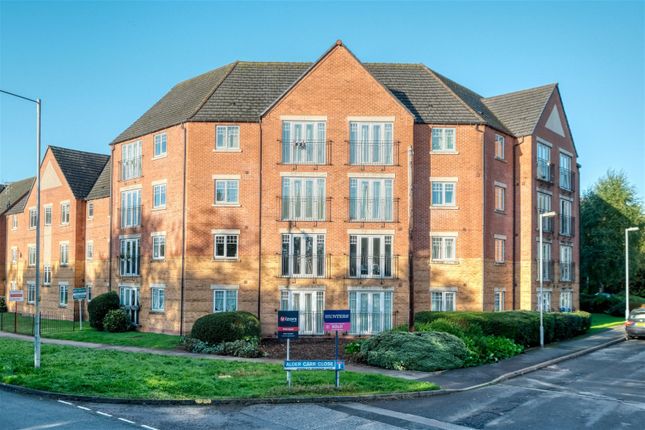Thumbnail Flat for sale in Hedgerow Close, Greenlnds, Redditch