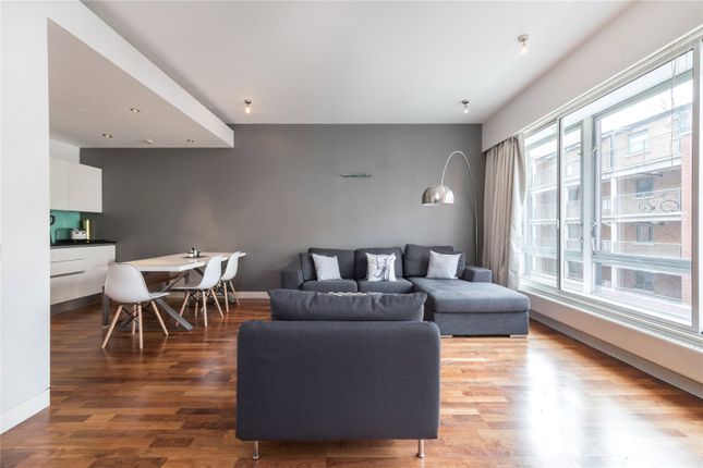 Flat 9 Glass House, 175, Shaftesbury Avenue, London photo 3