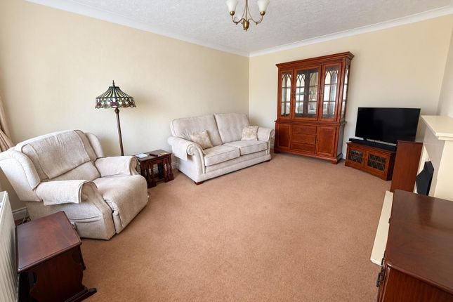 9, Brooklyn Road, Burntwood photo 4