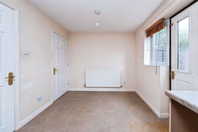 5, Lucerne Avenue, Oxfordshire photo 4