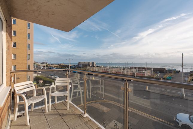 Kingsway, Hove photo 3