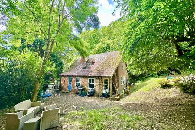 Cherrytree Cottage,, Lower Sandy Down Lane, Lymington photo 2