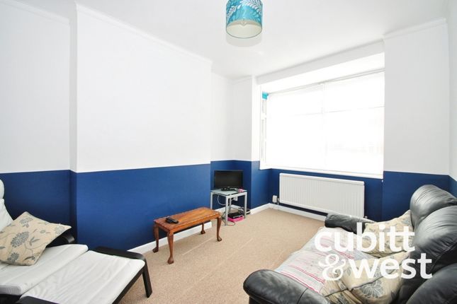 55, Hollam Road, Southsea photo 3