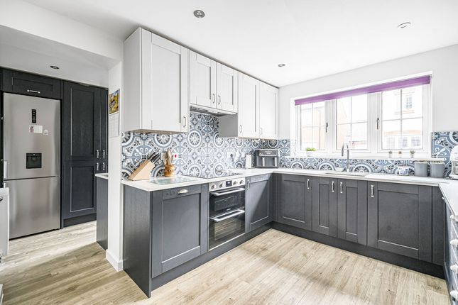 24, Fontwell Road, Bicester photo 2