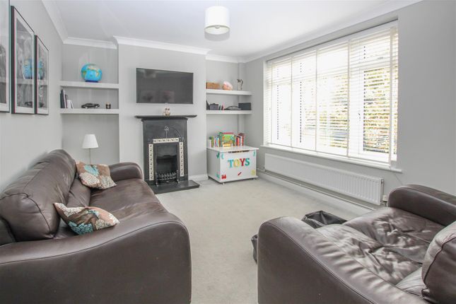 Semi-detached house for sale in Queenswood Avenue, Hutton, Brentwood