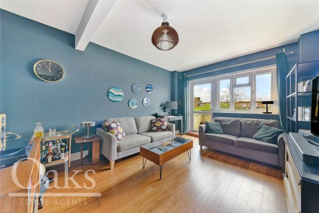 Flat for sale in Redlands Way, London