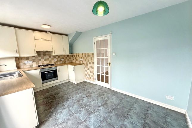 7 Kintyre Close, Torquay photo 2