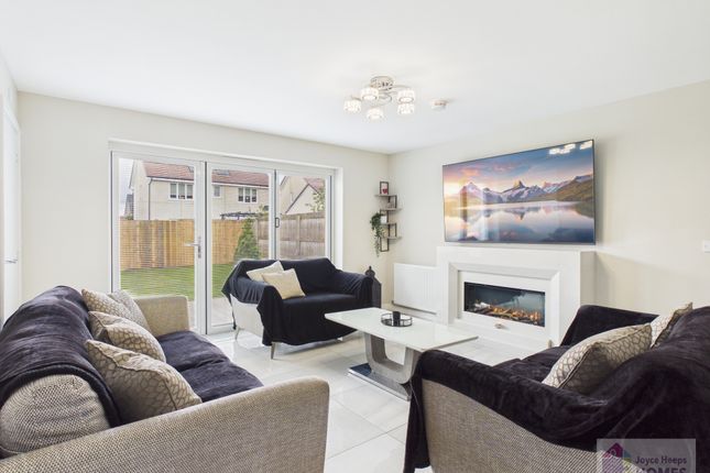 7, Hawse End, Jackton, East Kilbride photo 2