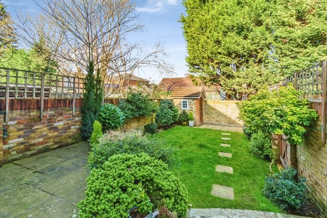 45, Charman Road, Surrey photo 3