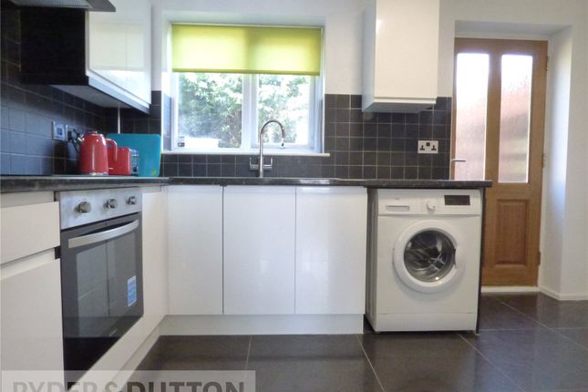 28, Foley Gardens, Greater Manchester photo 4