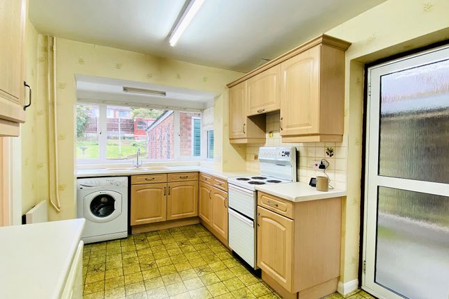 Detached house for sale in Farmway, Braunstone Town