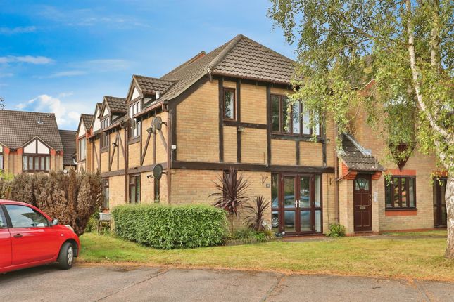 Flat for sale in Green Court, Thorpe St. Andrew, Norwich