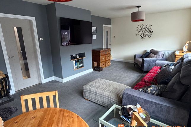 19 Whomsley Close, Newark photo 2
