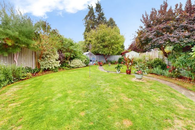 12, St Nicholas Drive, Cheltenham photo 2