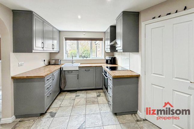 11, Woodward Way, Swadlincote photo 3