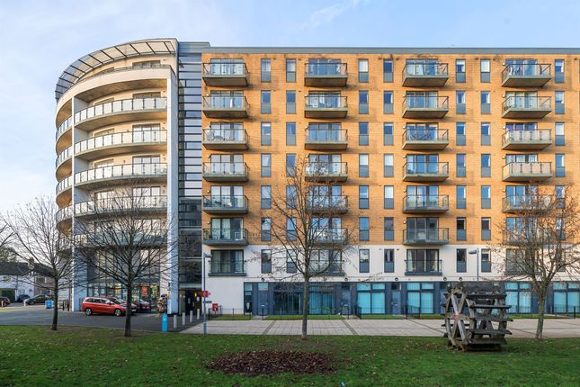 Flat for sale in Durnsford Road, London