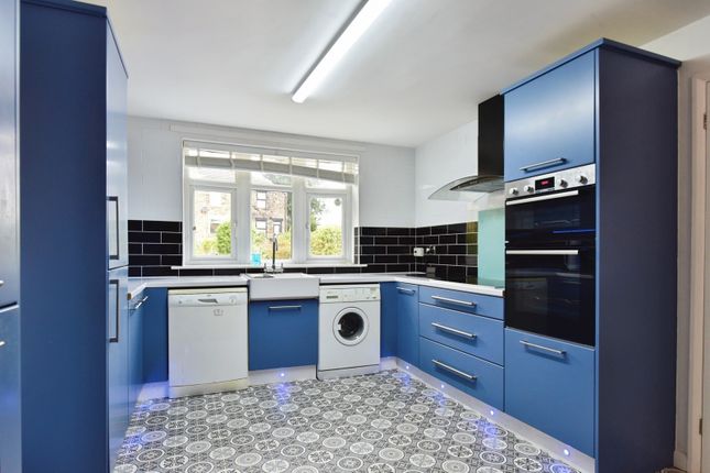 37, Ashley Lane, South Yorkshire photo 2