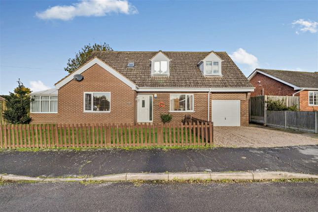 Bungalow for sale in Commonside, Westwoodside, Doncaster