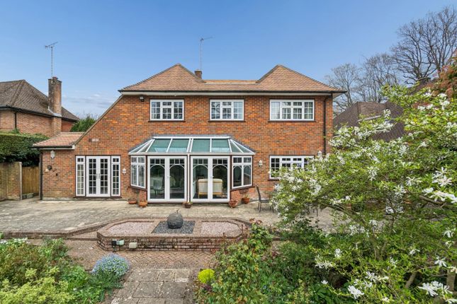 13, The Leys, Amersham photo 2
