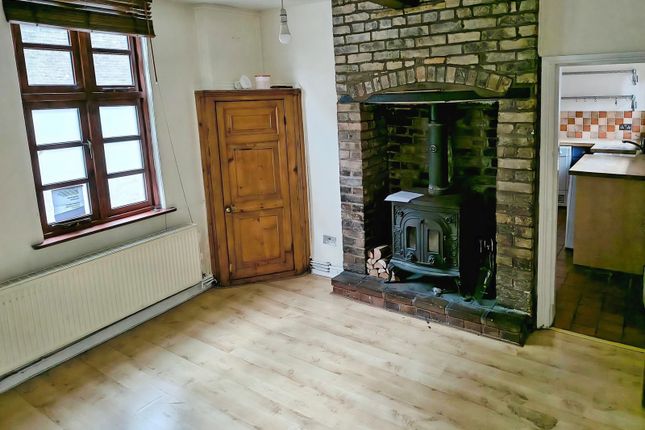 Fernbank Cottage, 29, Madeley Road, Telford photo 3
