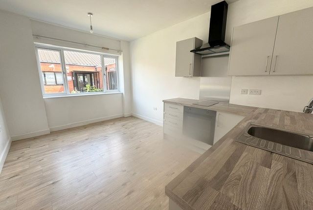 Flat 3 23, Walker Avenue, MILTON KEYNES photo 5