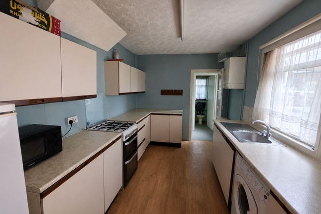 3 Burford Road, London photo 3