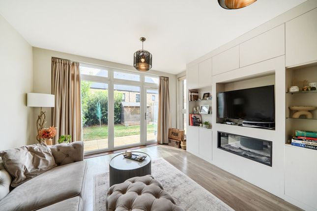 18 Helios Way, Barnet photo 4