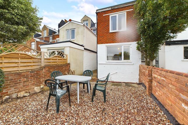 20, Elmside, Exeter photo 4