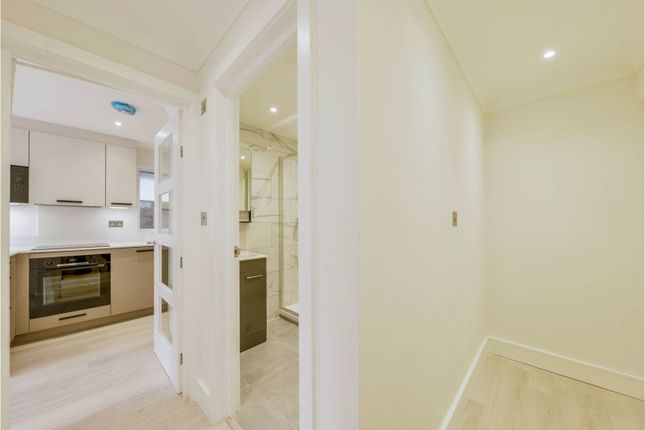 Flat for sale in The Acorns, St. Albans