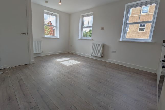 1, Ellercroft Way, Pontefract photo 4