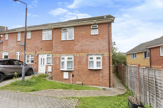 Thumbnail Terraced house to rent in Nelson Drive, Cowes