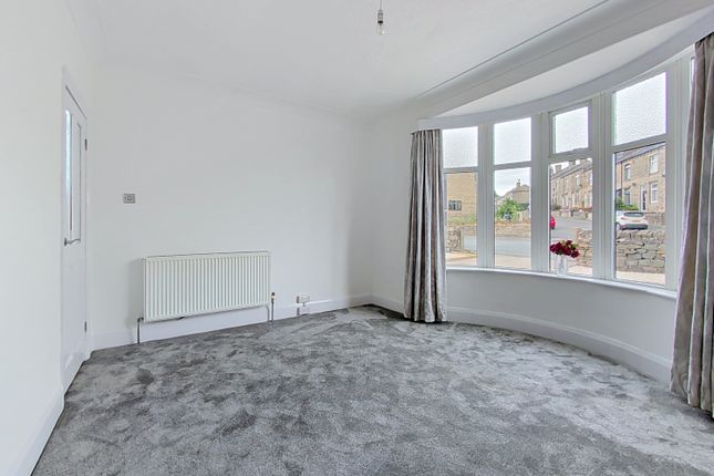 5, Slade Lane, Brighouse photo 4