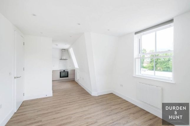 Flat 5, Market House, Ongar photo 4
