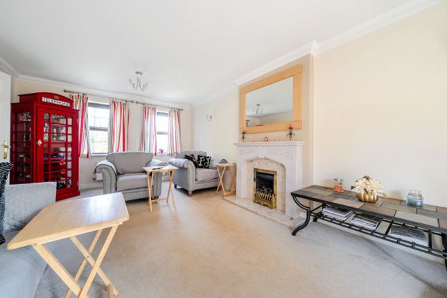 5, Hawthorne Close, Gainsborough photo 2