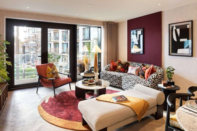 2-bed flat on Vaughan Way, London, £1,113,000
