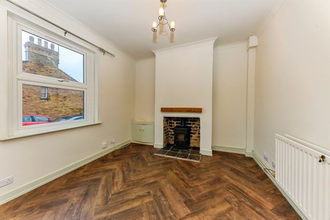 4, Coalville Cottages, Stamford photo 2