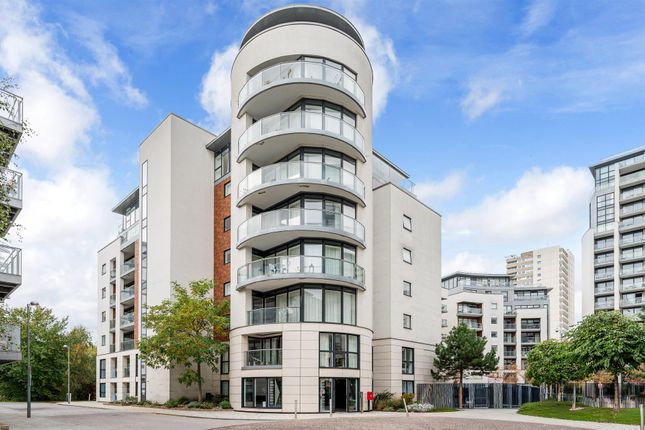 2-bed flat on 48 Aitons House, Pump House Crescent, Brentford, £535,000