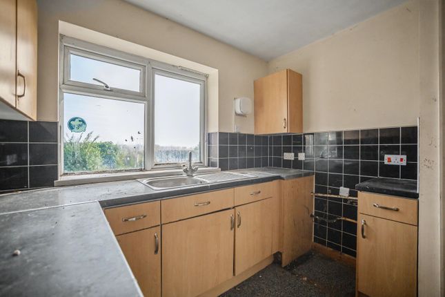 5, Almond Tree Close, Sheerness photo 4