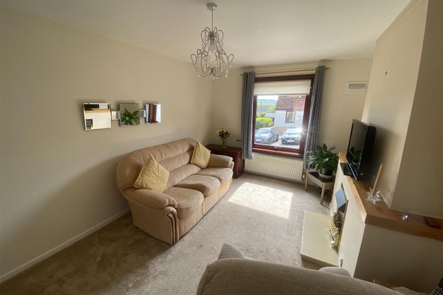 7, Drummond Court, Cupar photo 2