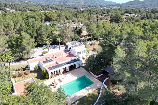 Villa for sale in Santa Gertrudis, Ibiza, Ibiza