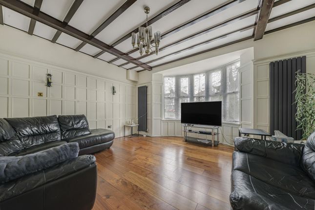 27, Park Avenue, Bromley photo 3